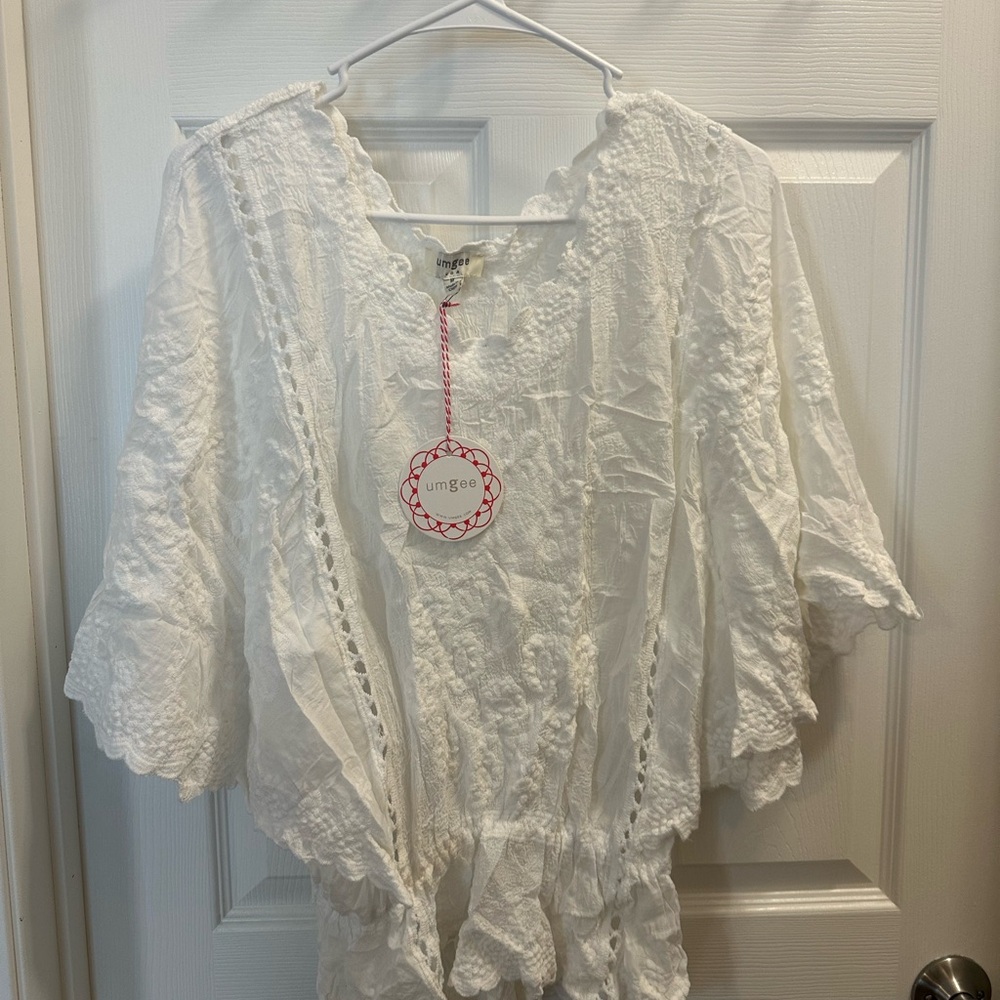 Umgee Women's White Lace Top